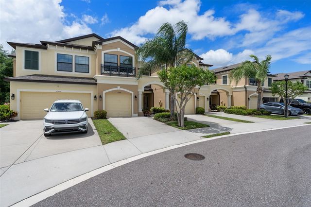 11504 CROWNED SPARROW LANE, Tampa, FL 33626