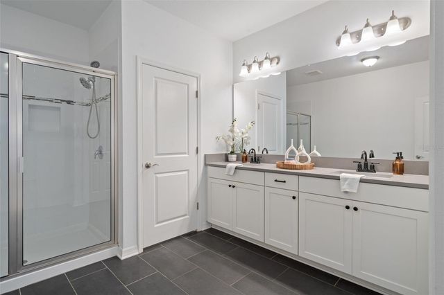 11504 CROWNED SPARROW LANE, Tampa, FL 33626