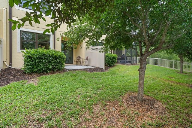 11504 CROWNED SPARROW LANE, Tampa, FL 33626