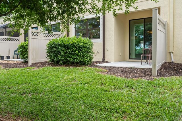 11504 CROWNED SPARROW LANE, Tampa, FL 33626