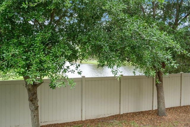 11504 CROWNED SPARROW LANE, Tampa, FL 33626