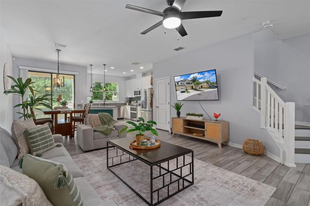 11504 CROWNED SPARROW LANE, Tampa, FL 33626