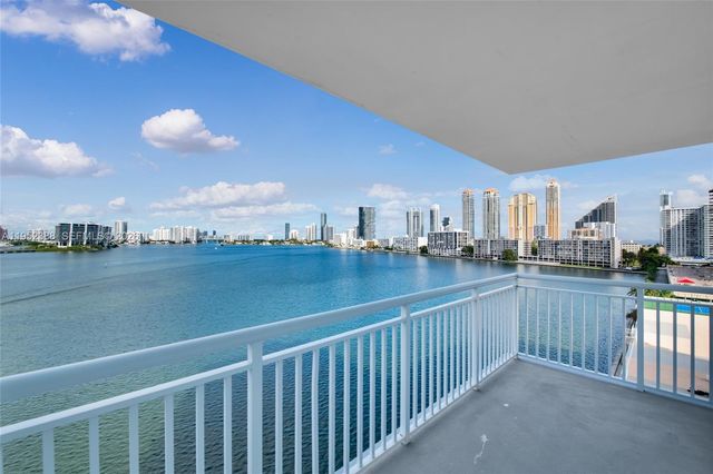 301 174th St 1018, Sunny Isles Beach, FL 33160