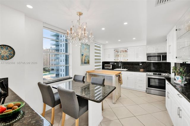 301 174th St 1018, Sunny Isles Beach, FL 33160