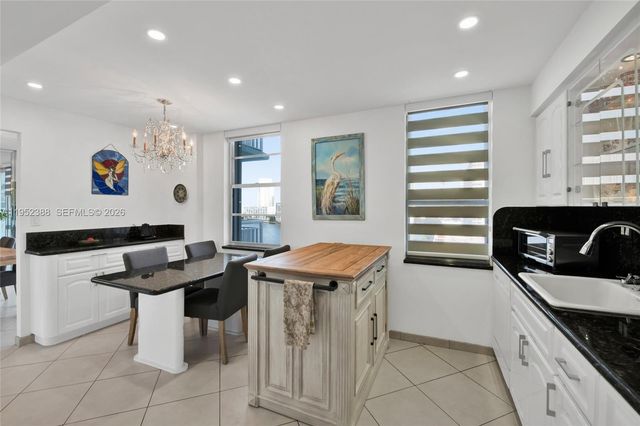 301 174th St 1018, Sunny Isles Beach, FL 33160