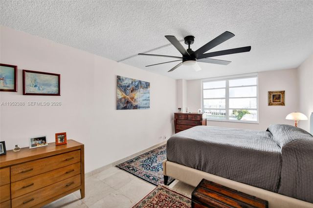 301 174th St 1018, Sunny Isles Beach, FL 33160