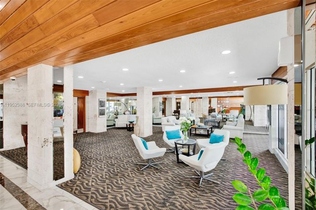 301 174th St 1018, Sunny Isles Beach, FL 33160