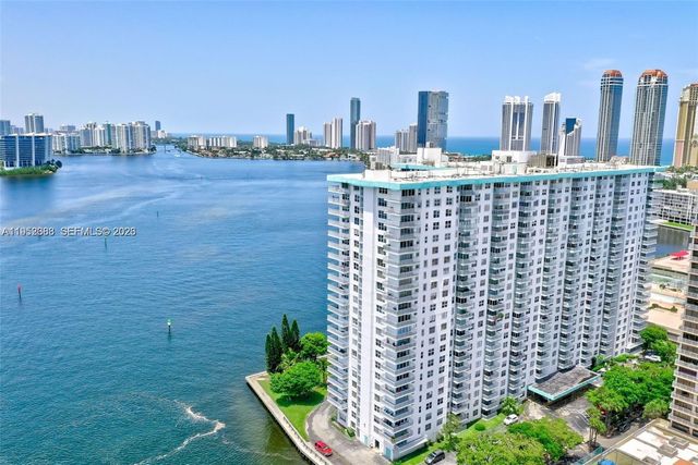 301 174th St 1018, Sunny Isles Beach, FL 33160