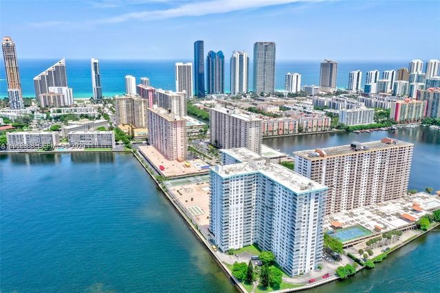 301 174th St 1018, Sunny Isles Beach, FL 33160