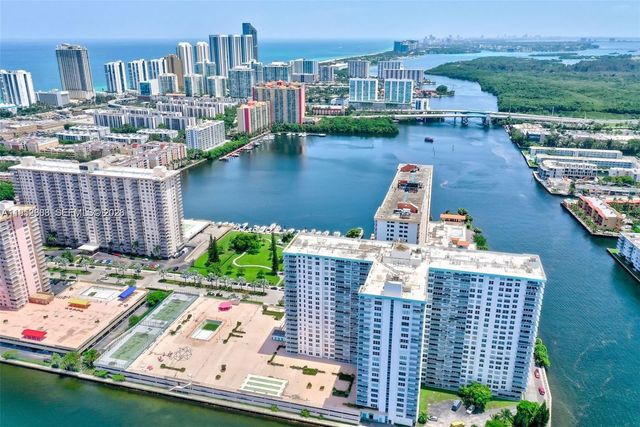 301 174th St 1018, Sunny Isles Beach, FL 33160