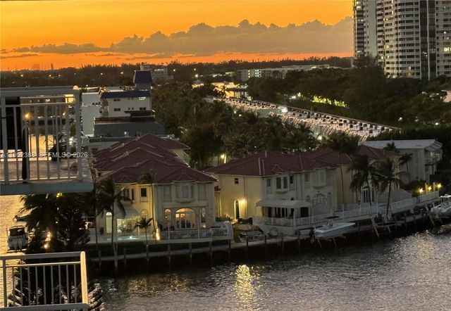 301 174th St 1018, Sunny Isles Beach, FL 33160