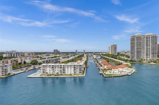 301 174th St 1018, Sunny Isles Beach, FL 33160