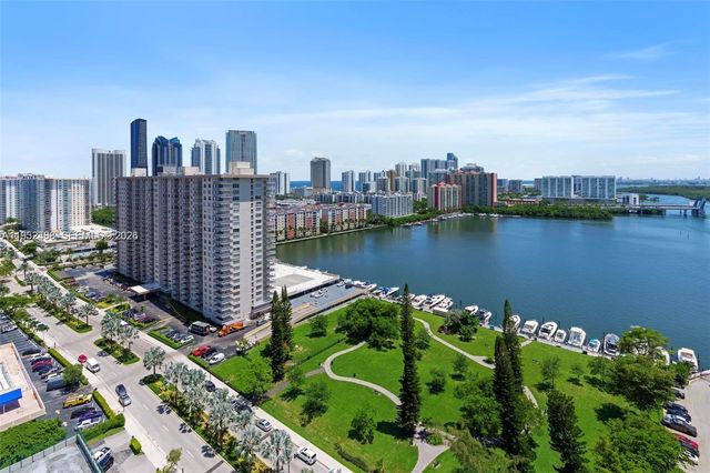 301 174th St 1018, Sunny Isles Beach, FL 33160