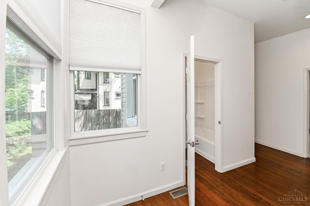 1530 Blair Avenue, Cincinnati, OH 45207