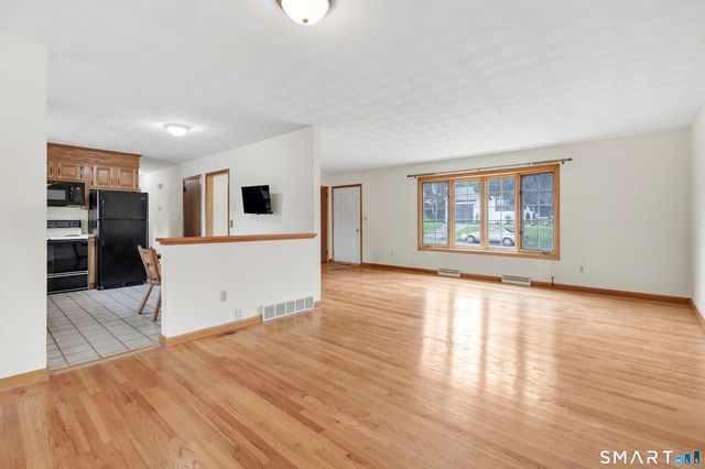 470 Oceanview Terrace, Stratford, CT 06615