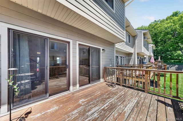 6306 Chelsea Cove N, Hopewell Junction, NY 12533