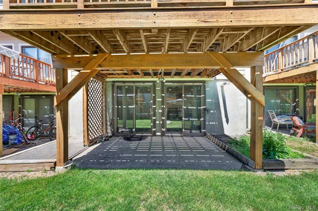 6306 Chelsea Cove N, Hopewell Junction, NY 12533