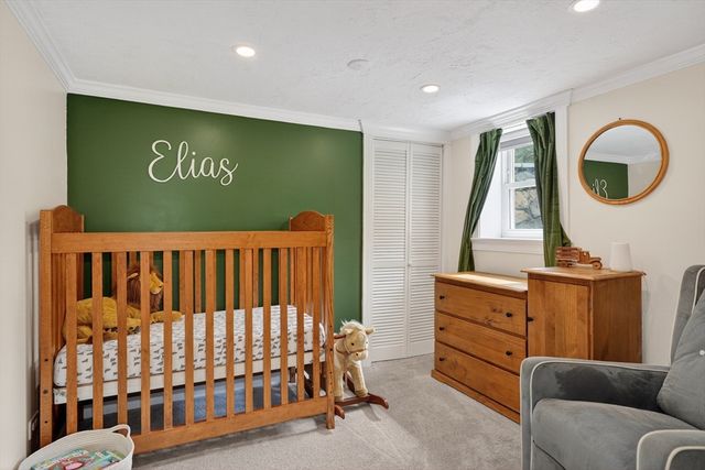 62 North St, Bellingham, MA 02019