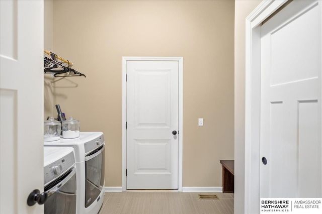 2402 N 178th Street, Omaha, NE 68116
