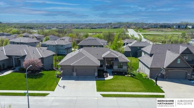 2402 N 178th Street, Omaha, NE 68116