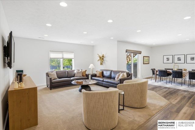 2402 N 178th Street, Omaha, NE 68116