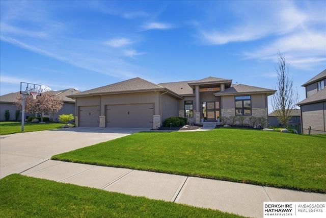 2402 N 178th Street, Omaha, NE 68116