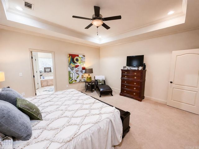 4717 Lochmoor Circle, Jonesboro, AR 72405