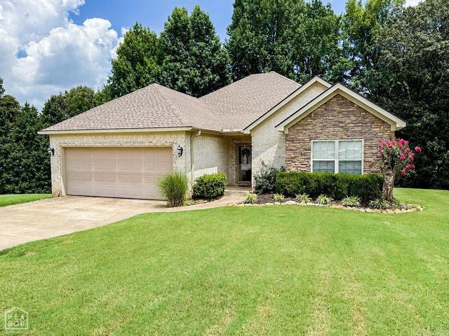 4717 Lochmoor Circle, Jonesboro, AR 72405