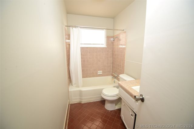 10219 E 7th Street, Tulsa, OK 74128