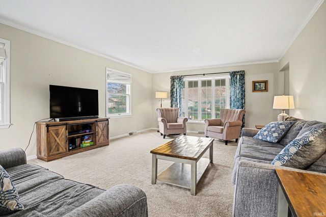 1207 Briarwood Drive, Elkhart, IN 46514