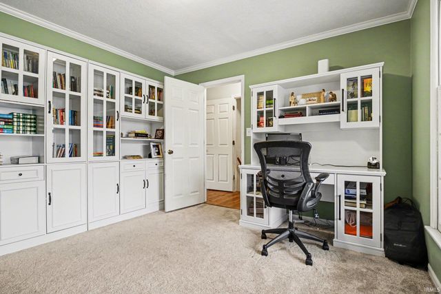 1207 Briarwood Drive, Elkhart, IN 46514