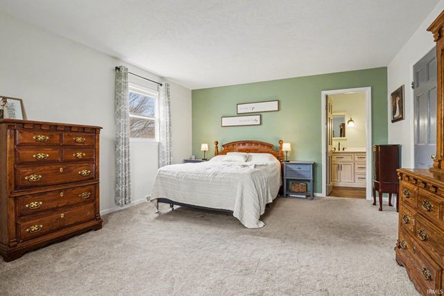 1207 Briarwood Drive, Elkhart, IN 46514