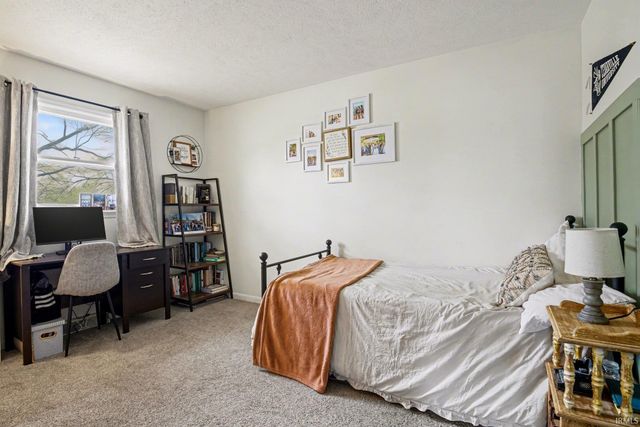 1207 Briarwood Drive, Elkhart, IN 46514