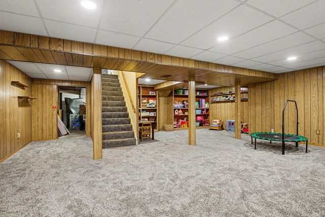 1207 Briarwood Drive, Elkhart, IN 46514