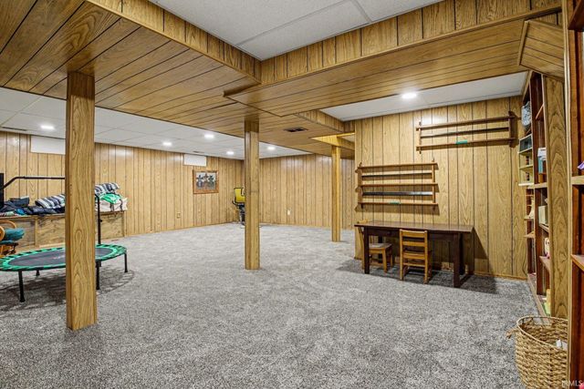 1207 Briarwood Drive, Elkhart, IN 46514