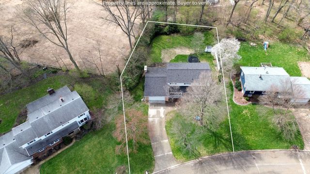 1207 Briarwood Drive, Elkhart, IN 46514