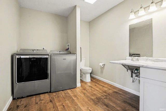 1207 Briarwood Drive, Elkhart, IN 46514