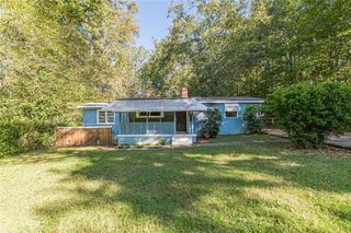5749 Pinecrest Road, Austell, GA 30168