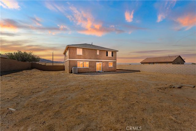 42570 72nd Street W, Lancaster, CA 93536