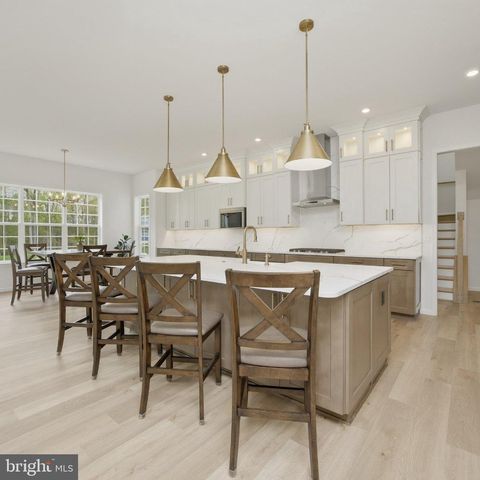 29 MCKNIGHT FARM LN, Glenmoore, PA 19343