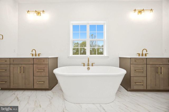 29 MCKNIGHT FARM LN, Glenmoore, PA 19343