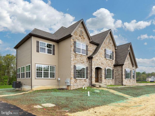 29 MCKNIGHT FARM LN, Glenmoore, PA 19343