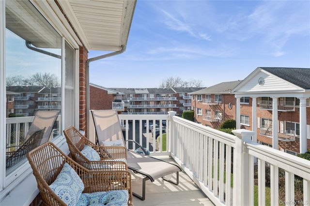 49 Maple Avenue 3A, Hastings-on-hudson, NY 10706