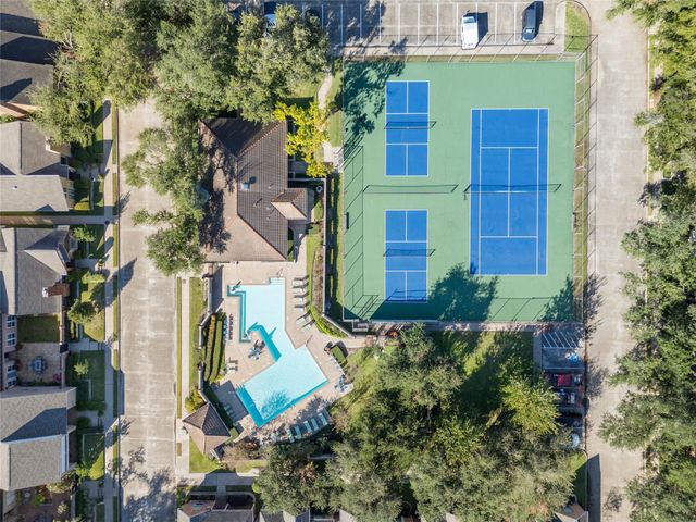 9959 Kemp Forest Drive, Houston, TX 77080