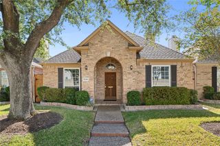 9959 Kemp Forest Drive, Houston, TX 77080