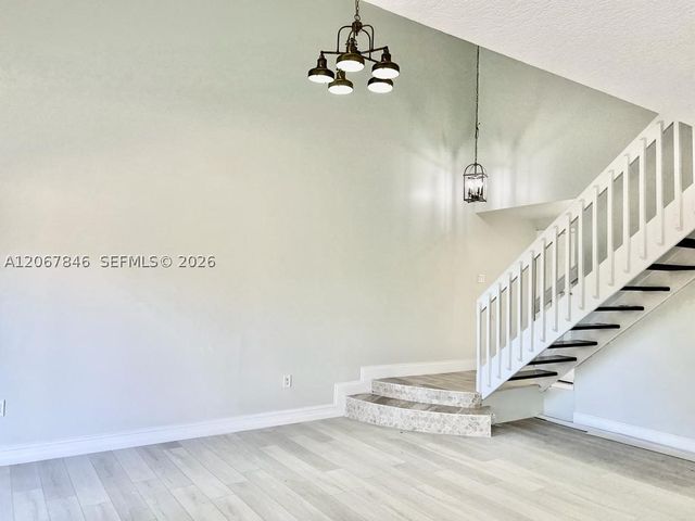 900 SW 113th Ter, Pembroke Pines, FL 33025