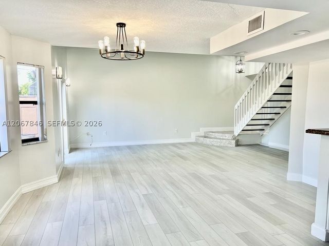 900 SW 113th Ter, Pembroke Pines, FL 33025