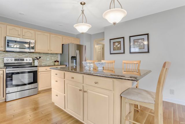 4400 Sandra Kay Lane, Newburgh, IN 47630