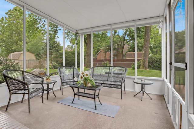 4400 Sandra Kay Lane, Newburgh, IN 47630