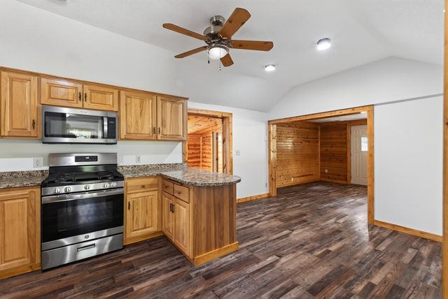 32251 Roanoke Street NW, Cambridge, MN 55008